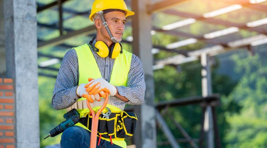 Expert Emergency Roof Repairs services in Livonia, MI